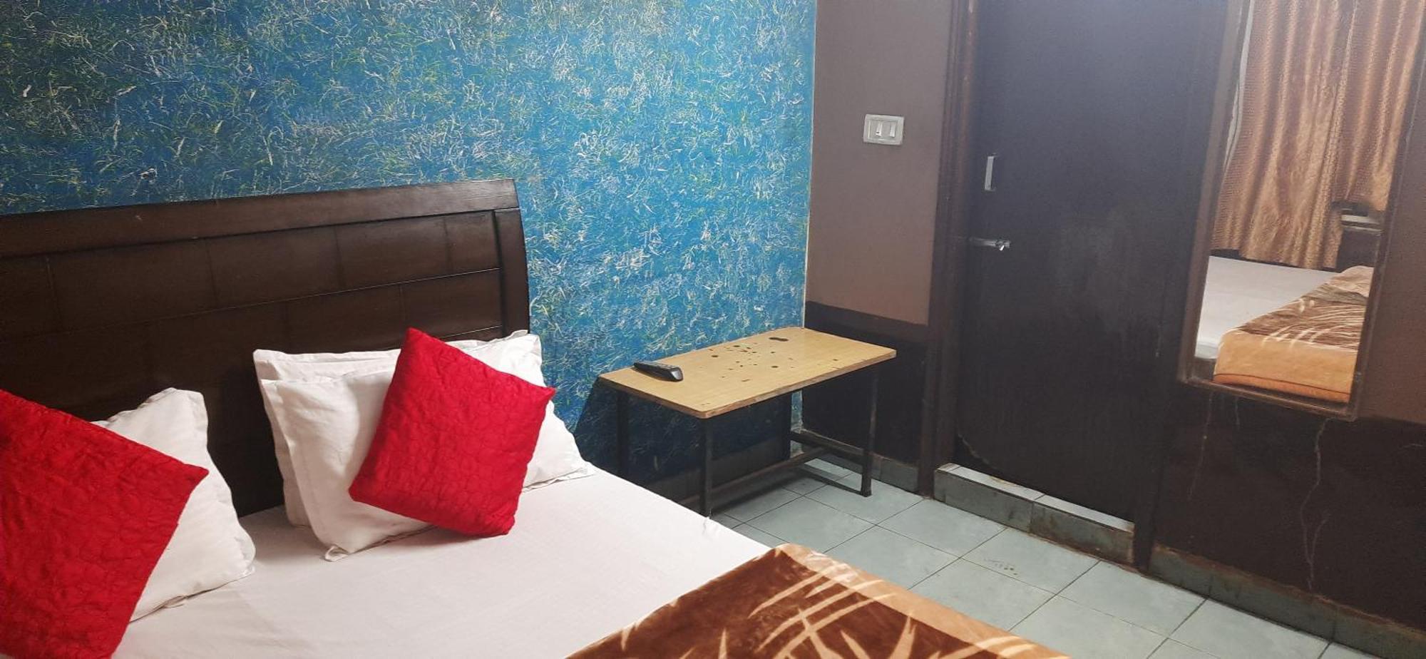 Hotel Golden Height Chandīgarh Exterior foto