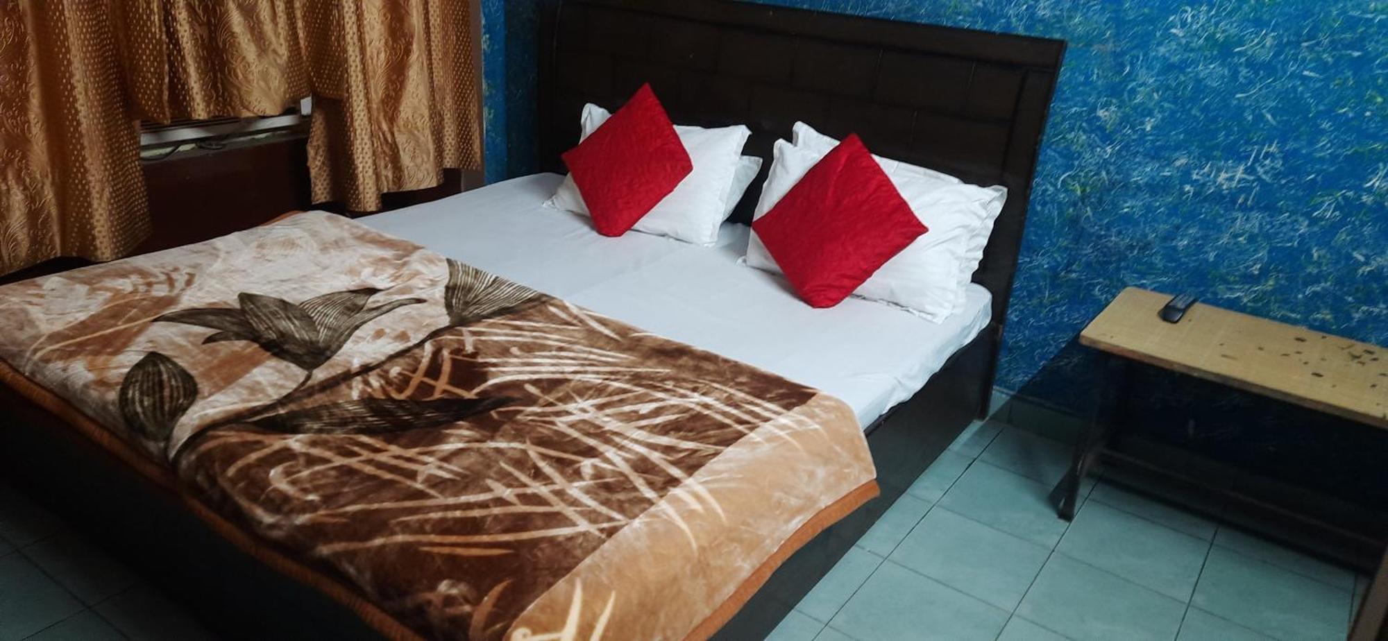 Hotel Golden Height Chandīgarh Exterior foto