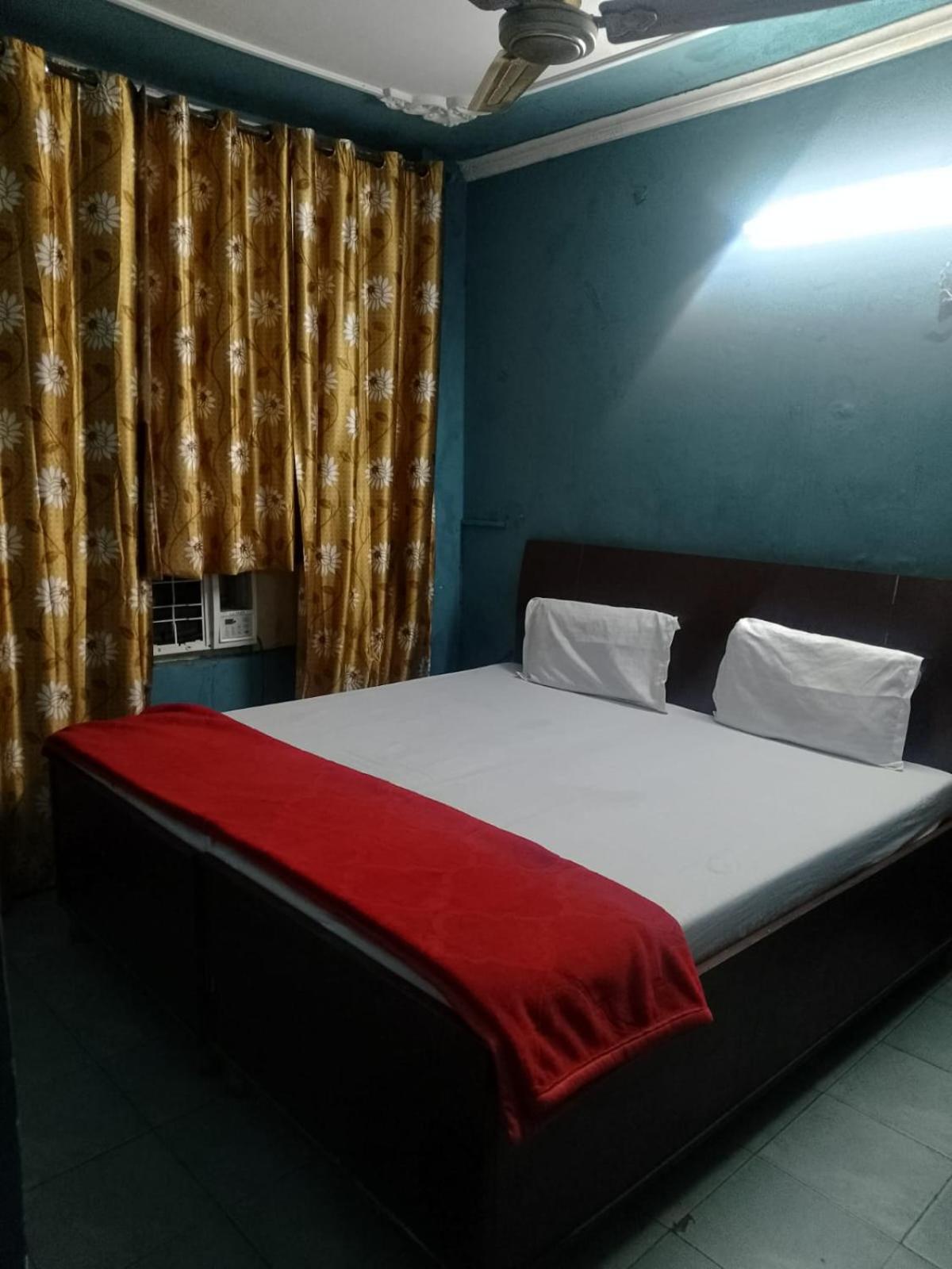 Hotel Golden Height Chandīgarh Exterior foto